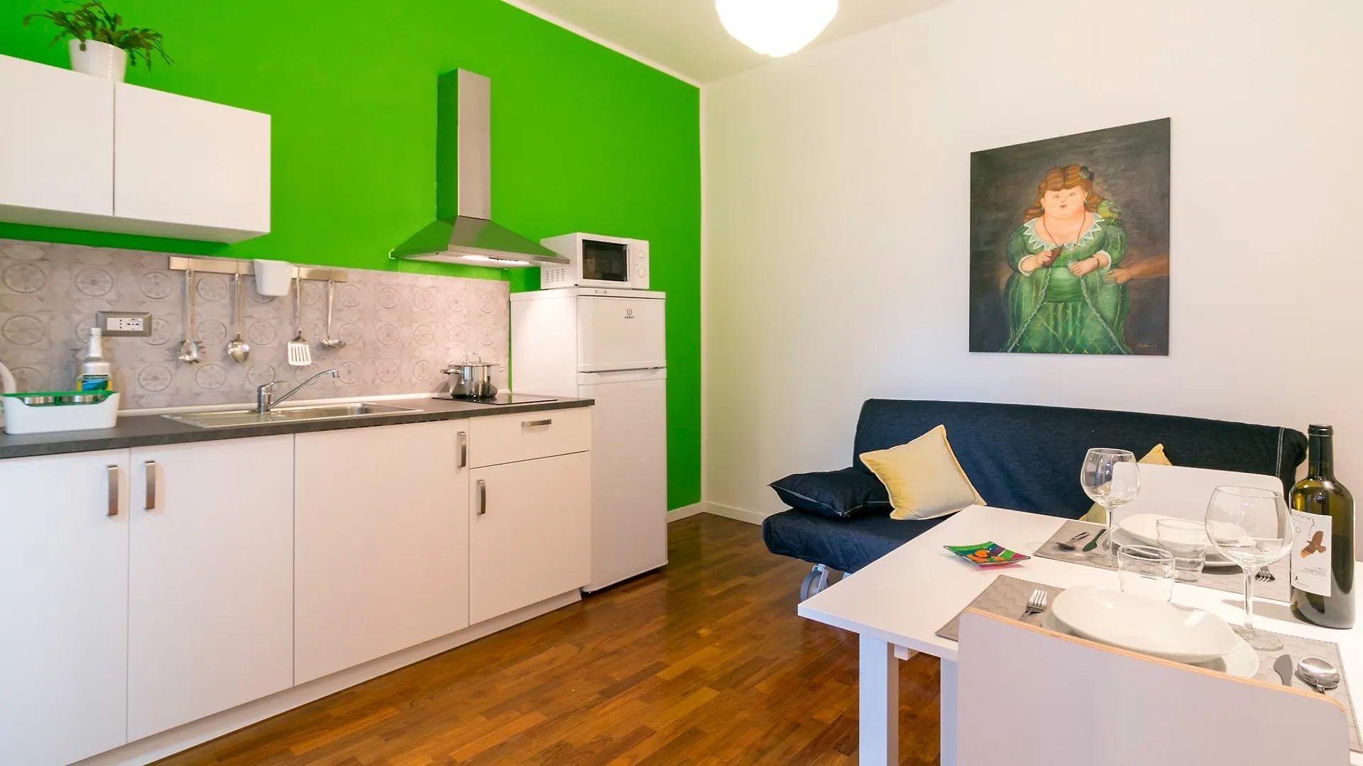 Pit Stop Navigli Milan Apartment