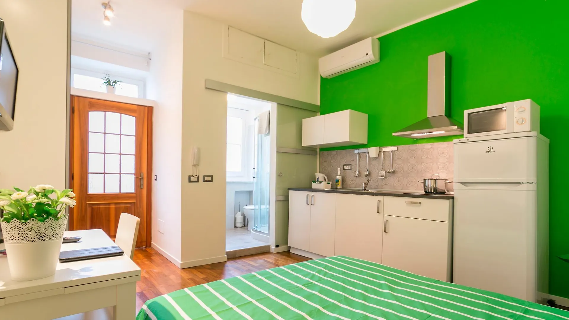 Apartment Pit Stop Navigli Milan