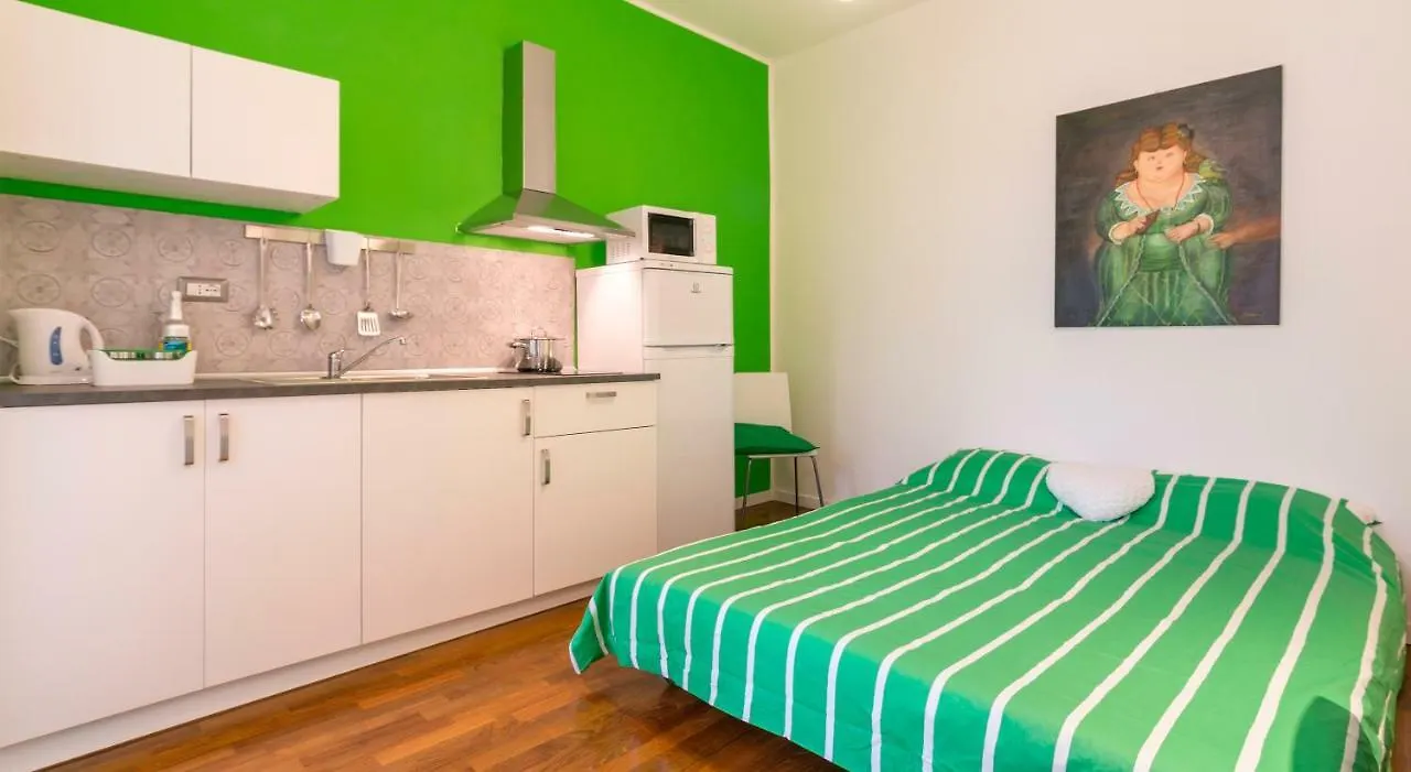 Pit Stop Navigli Milan Apartment